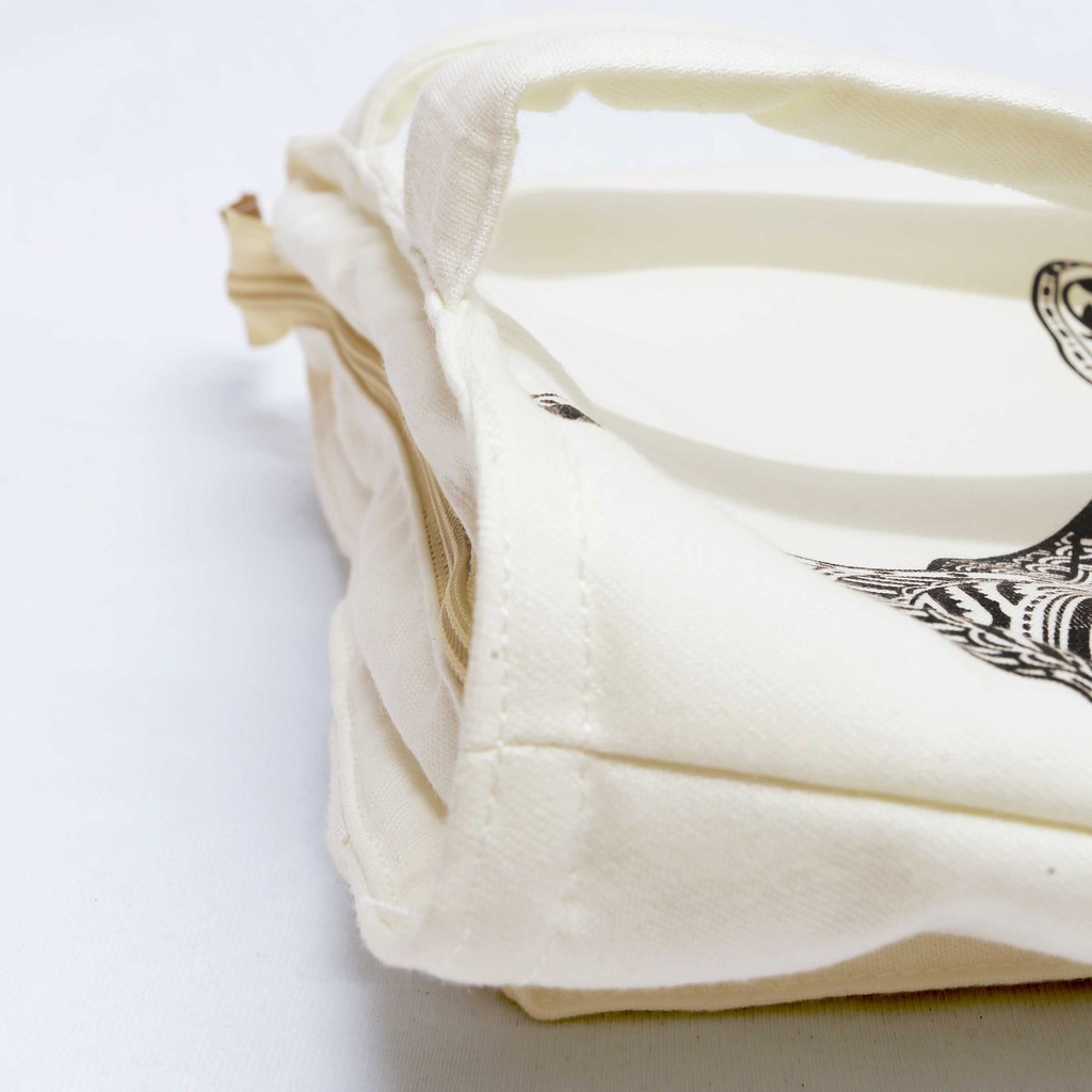 Tote Bag Kanvas Shy Cat