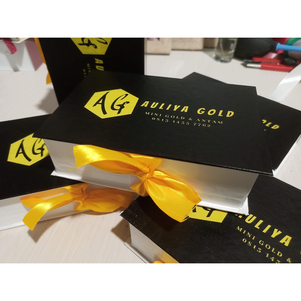 

Gift Box 12x8x6 cm || Kotak Kado Custom || Kotak Kado accesories || hampers || Kotak Perhiasan Emas