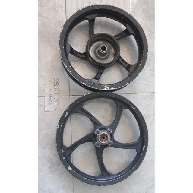 Velg sepasang skydrive original