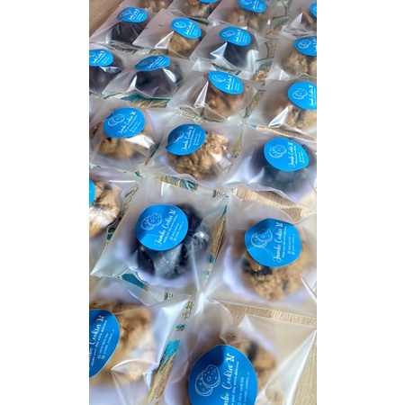 

Jumbo Cookies ‘N