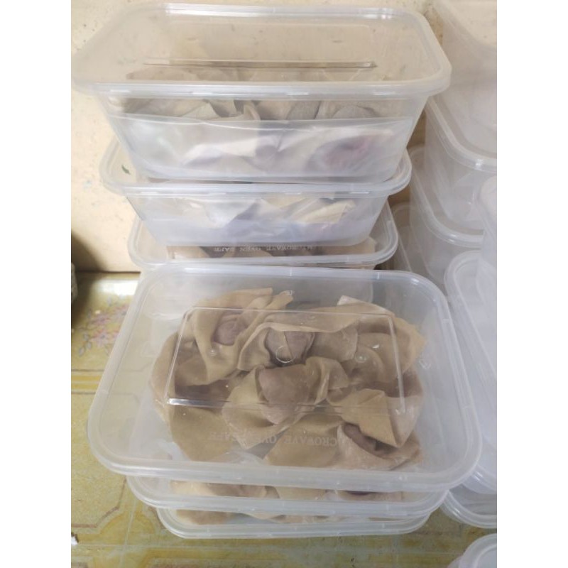 

Pangsit babi enak , 1 KOTAK ISI 10 PCS