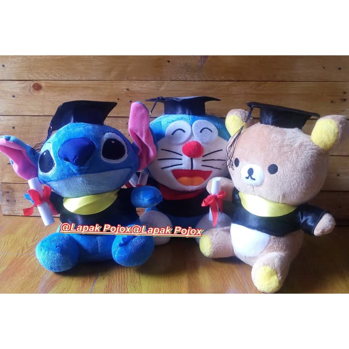 Boneka wisuda soft yelvo