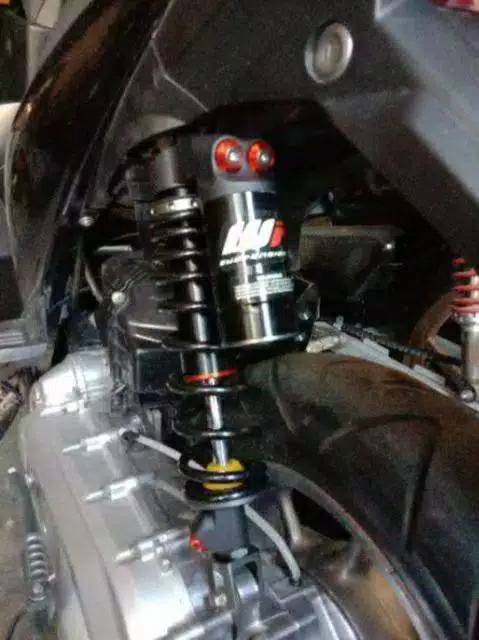 SHOCK BELAKANG HONDA VARIO 125 150 SHOCKBREAKER COPY WP 330MM TABUNG ATAS