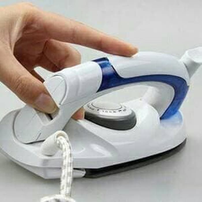 Setrika Lipat Mini travel Iron