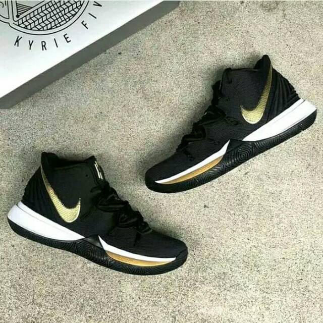 nike kyrie 5 black gold