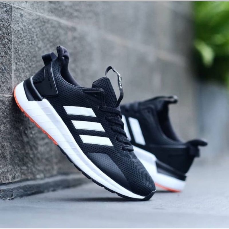 SEPATU ADIDAS CLOUDFOAM QUESTAR RIDE CORE BLACK/DARK GREY/FTWR WHITE
ORIGINAL MADE IN INDONESIA