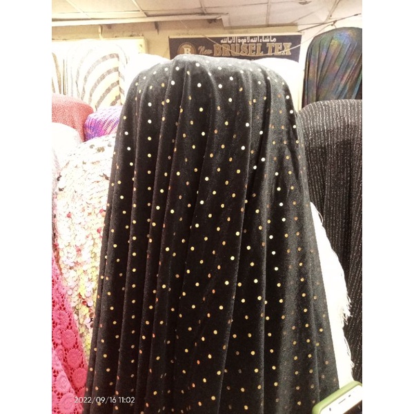 0.5 Meter bahan bludru import/kain bludru motif/kain bludru polkadot/bahan bludru motif polkadot