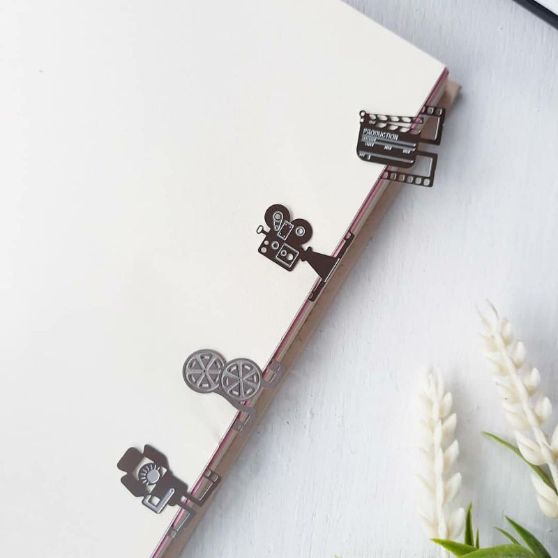 

Paper clip - Like a Movie Bookmark