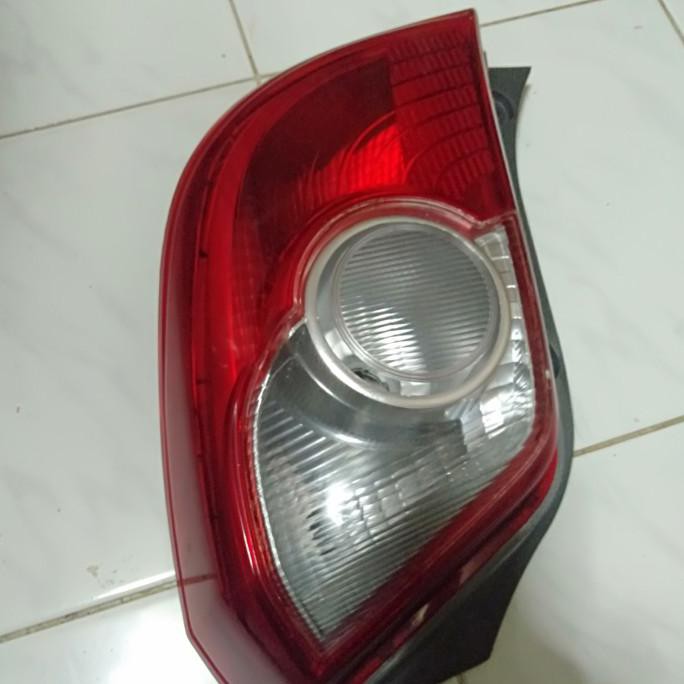 lampu stop/belakang AGYA original