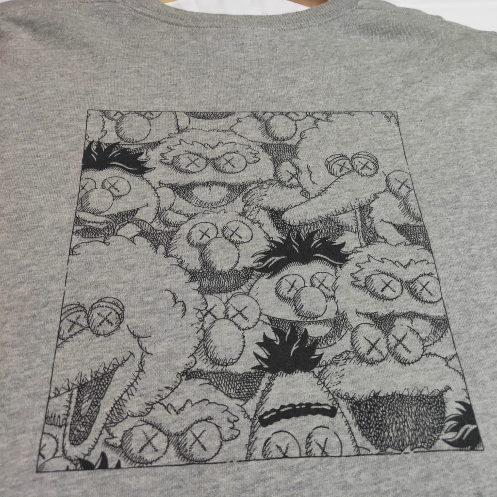 Crewneck Uniqlo x Sesame Street Abu (Second)