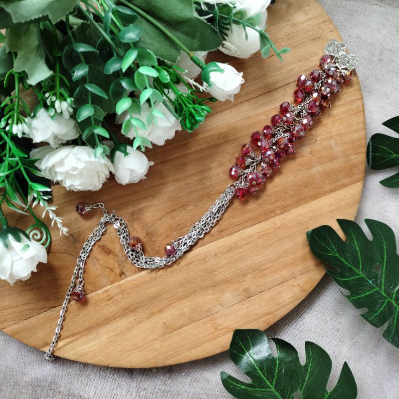 Syaira brooch / bros dagu juntai panjang-Merah