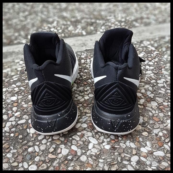 Sepatu Basket Nike Kyrie 5 Black Magic Premium Quality