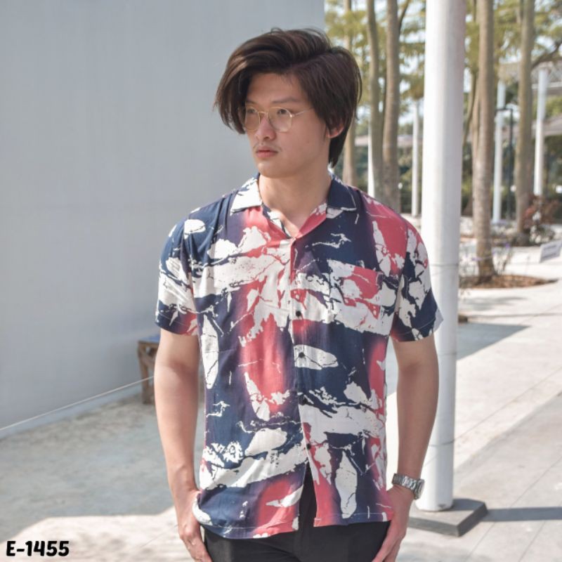 kemeja pria motif lengan pendek abstrak / kemeja pria motif / kemeja pria motif terbaru