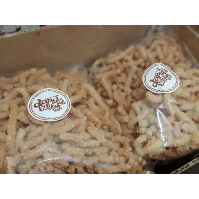 

Kue Celorot (Akar Kelapa wijen)