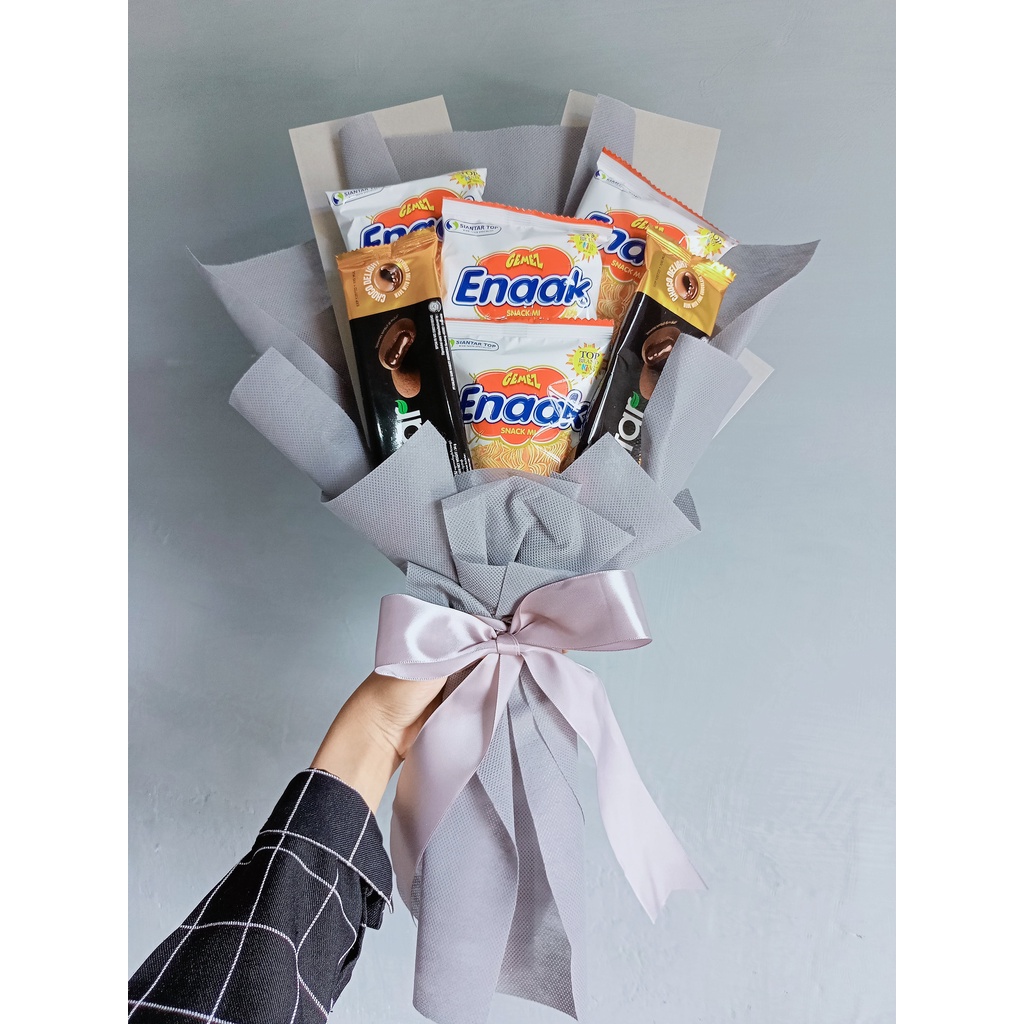 

Buket Jajan / Kado Wisuda - Ulang Tahun