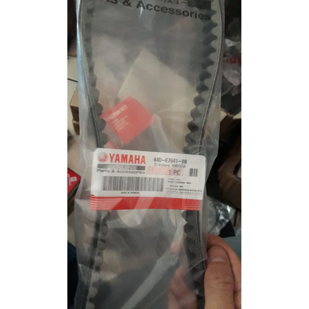 VAN BELT ATAU VBELT XEON/XEON RC/XEON GT 125/AEROX 44D-E7641-00 ORIGINAL YAMAHA 100PERSEN