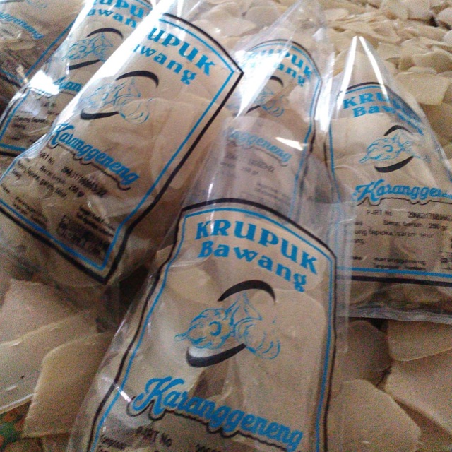 

Kerupuk krupuk bawang