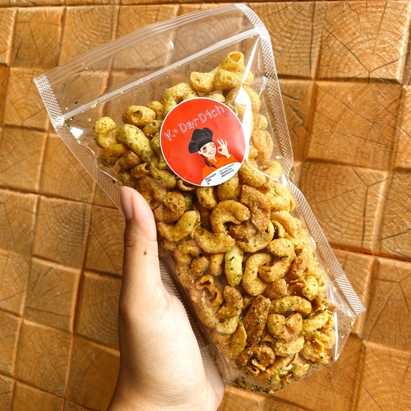 

KEMAKROSIN (MAKARONI ASIN DAUN JERUK)