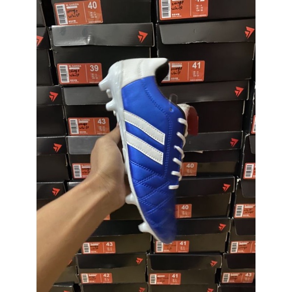 SEPATU BOLA FONDER 12 PAS SERIES