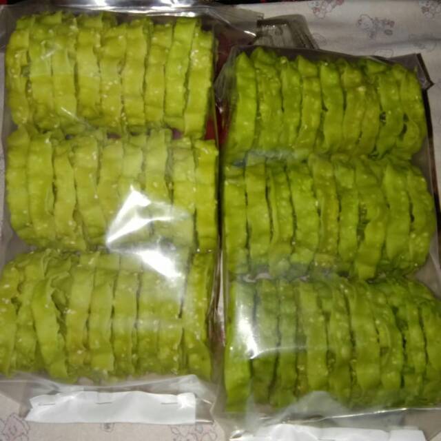 

kembang goyang