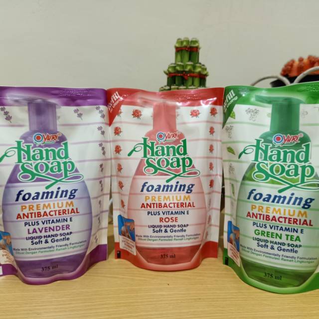 Yuri handsoap antibacterial foam refill 375ml