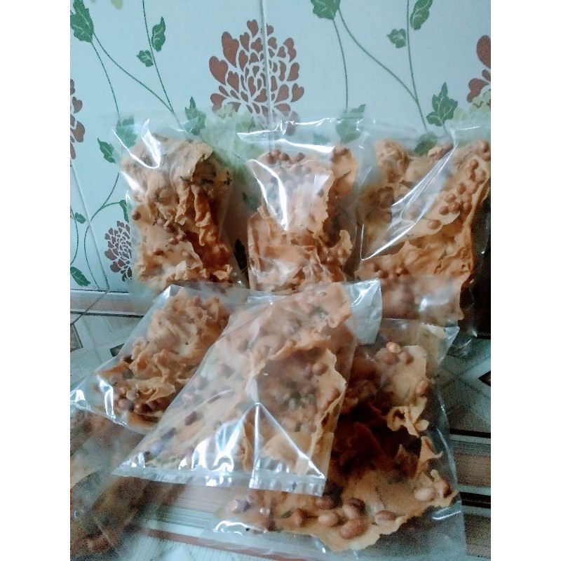 

Peyek Renyah