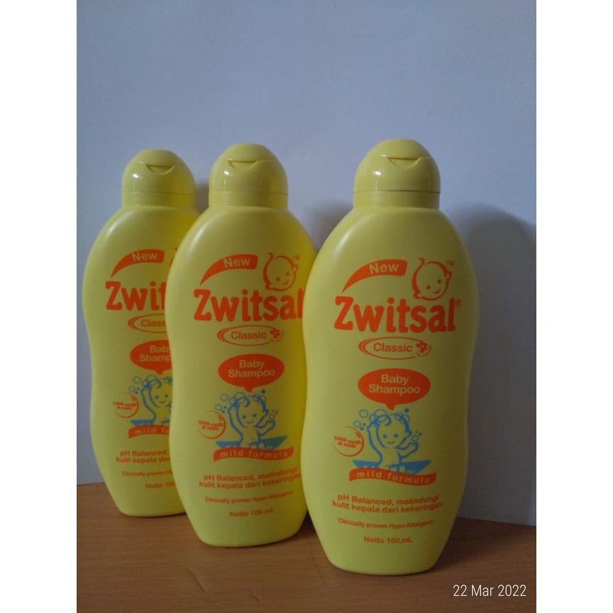 Zwitsal Classic Baby Shampoo mild formula 100ml pH balanced  Manfaat Membersihkan rambut dan kulit kepala bayi  Menutrisi rambut dan kulit kepala bayi. Melindungi kulit kepala bayi dari kekeringan dan melindungi iritasi ringan