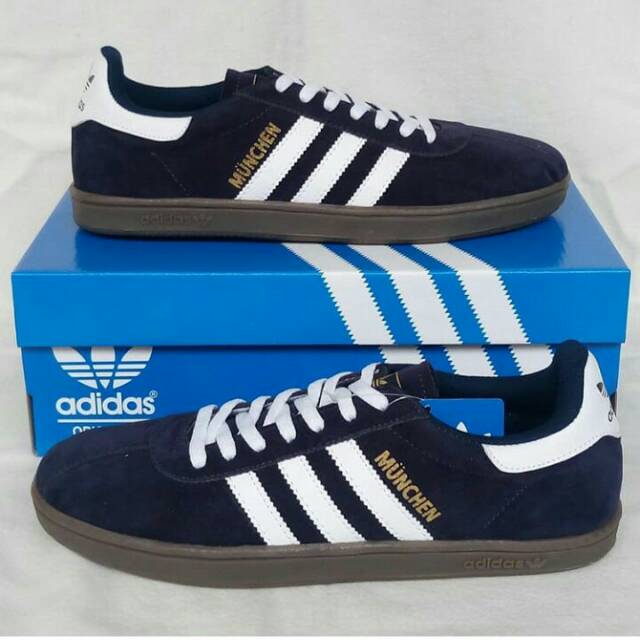 Adidas Munchen Navy white