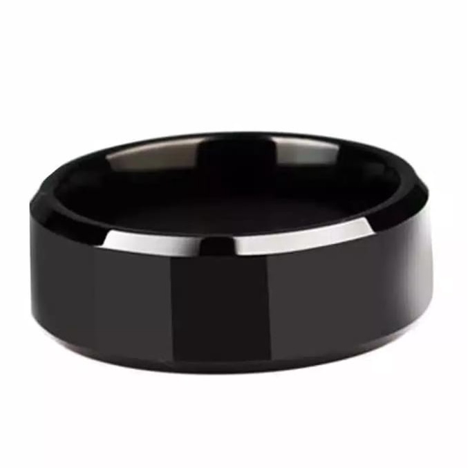 CINCIN TITANIUM HITAM