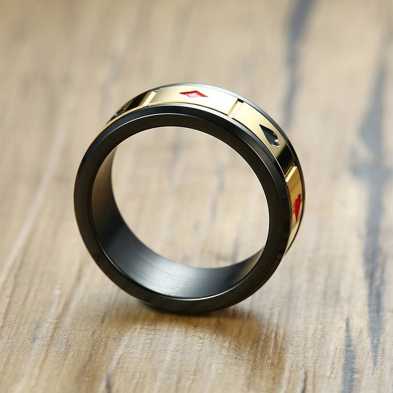 Cincin desain poker stainless steel bermata emas dan hitam yang dapat diputar Perhiasan fashion pria dan wanita