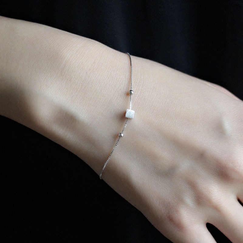 [Ready Stock]Fashionable Simple and Cute Small Square Sliver Beads Plated S925 Sterling Silver Bracelet