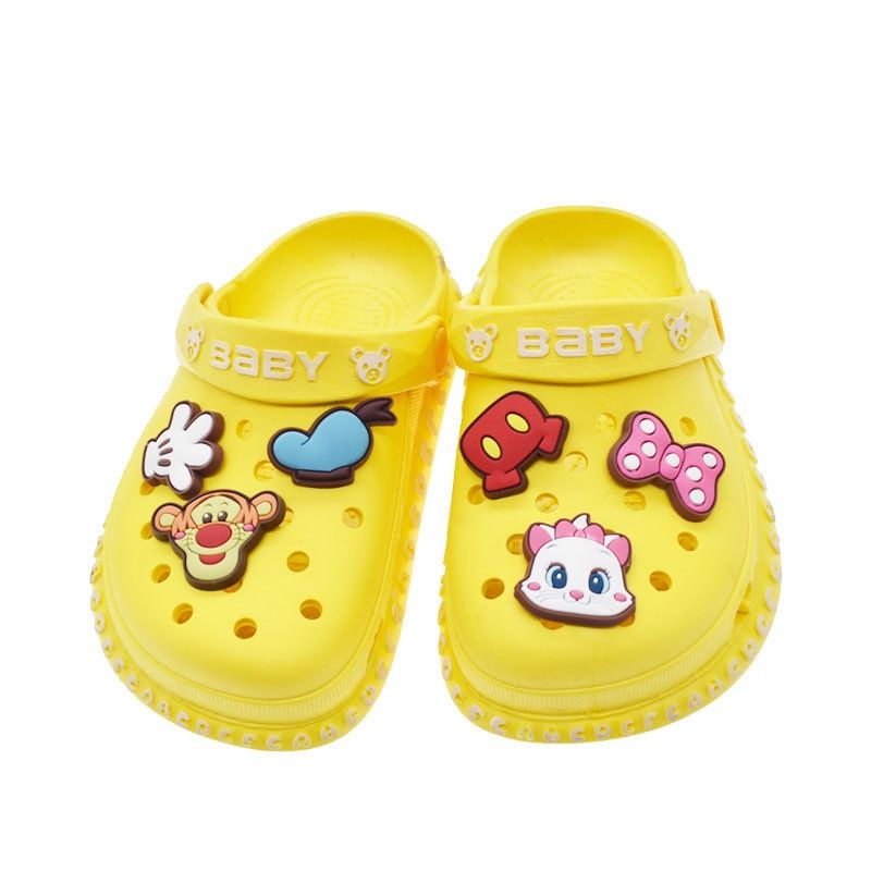 Jibbitz Crocs Creative Fashion Pin Sandal Karakter Lucu