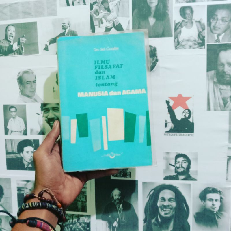 Sidi Gazalba Islam dan Perubahan Sosial Budaya / Pengantar Sejarah Sebagai Ilmu / Masjid / MAUT / Si