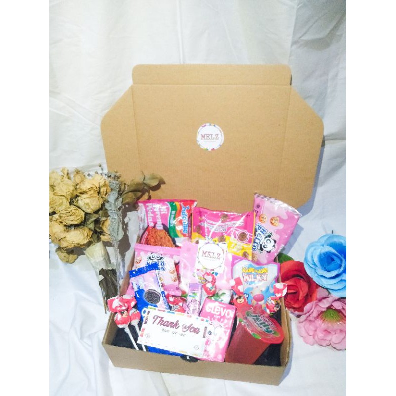 

SNACKBOX / SNACK BOX MURAH / SNACKBOX PINK / HAMPERS / KADO ULTAH/ WISUDA DLL