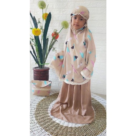 MUKENA ANAK KATUN RAYON MOTIF BULU AYAM USIA 2,5 - 7 TAHUN( SIZE M - SIZE XL)