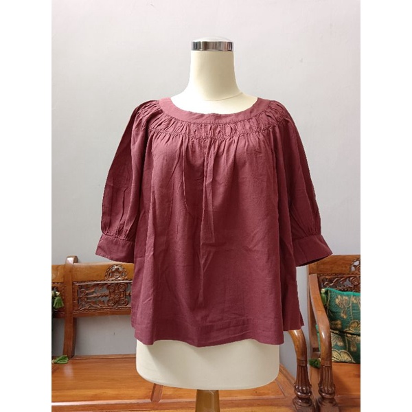 Preloved Uniqlo second atasan blouse