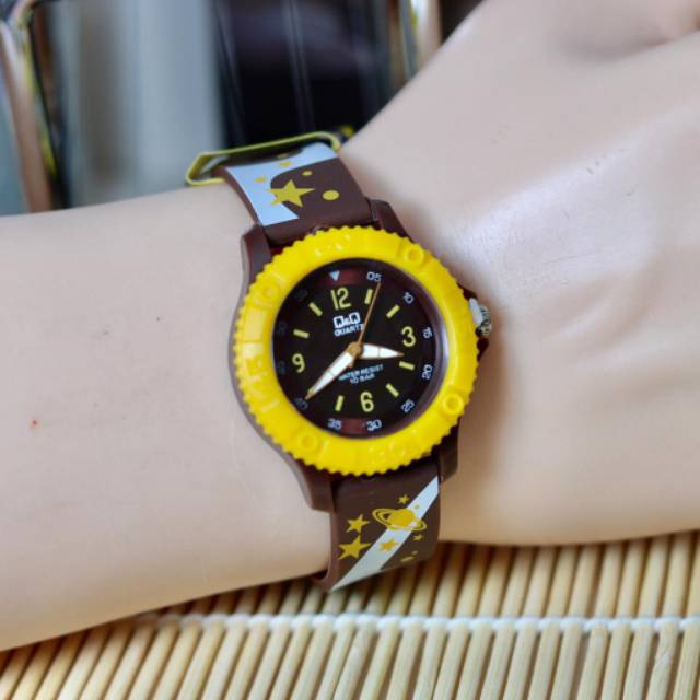 Jam Tangan Wanita Pria Anak Analog Q&amp;Q Murah VJ38 Rubber Motif