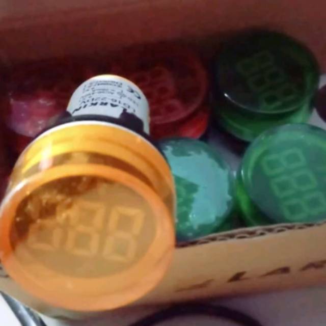 Voltmeter  digital AC 220V