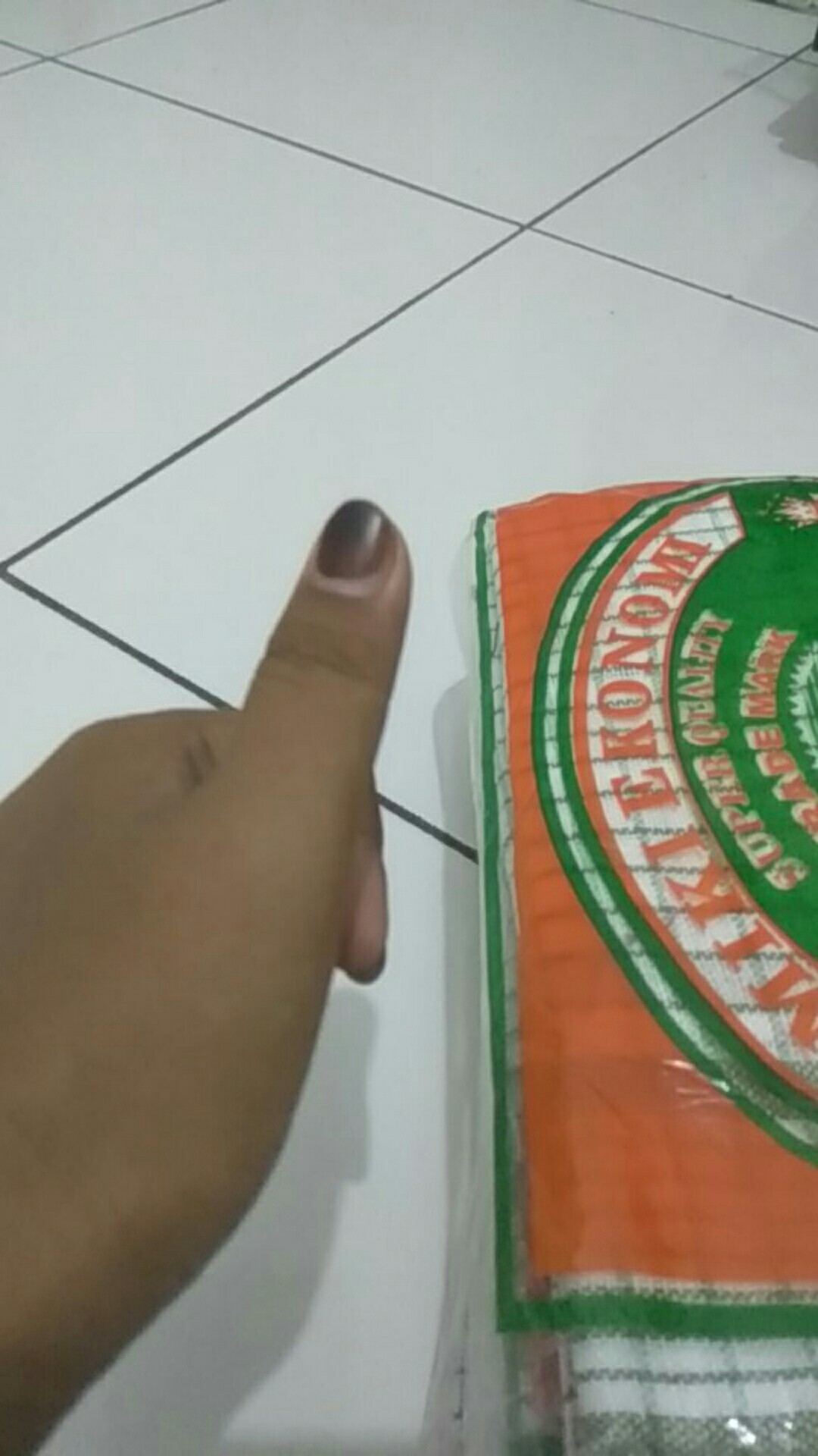 Batik Pria Modern Lengan Panjang Damar Hitam Katun Sragenan  Slimfit Keren Ori Batik Solo By Dewo