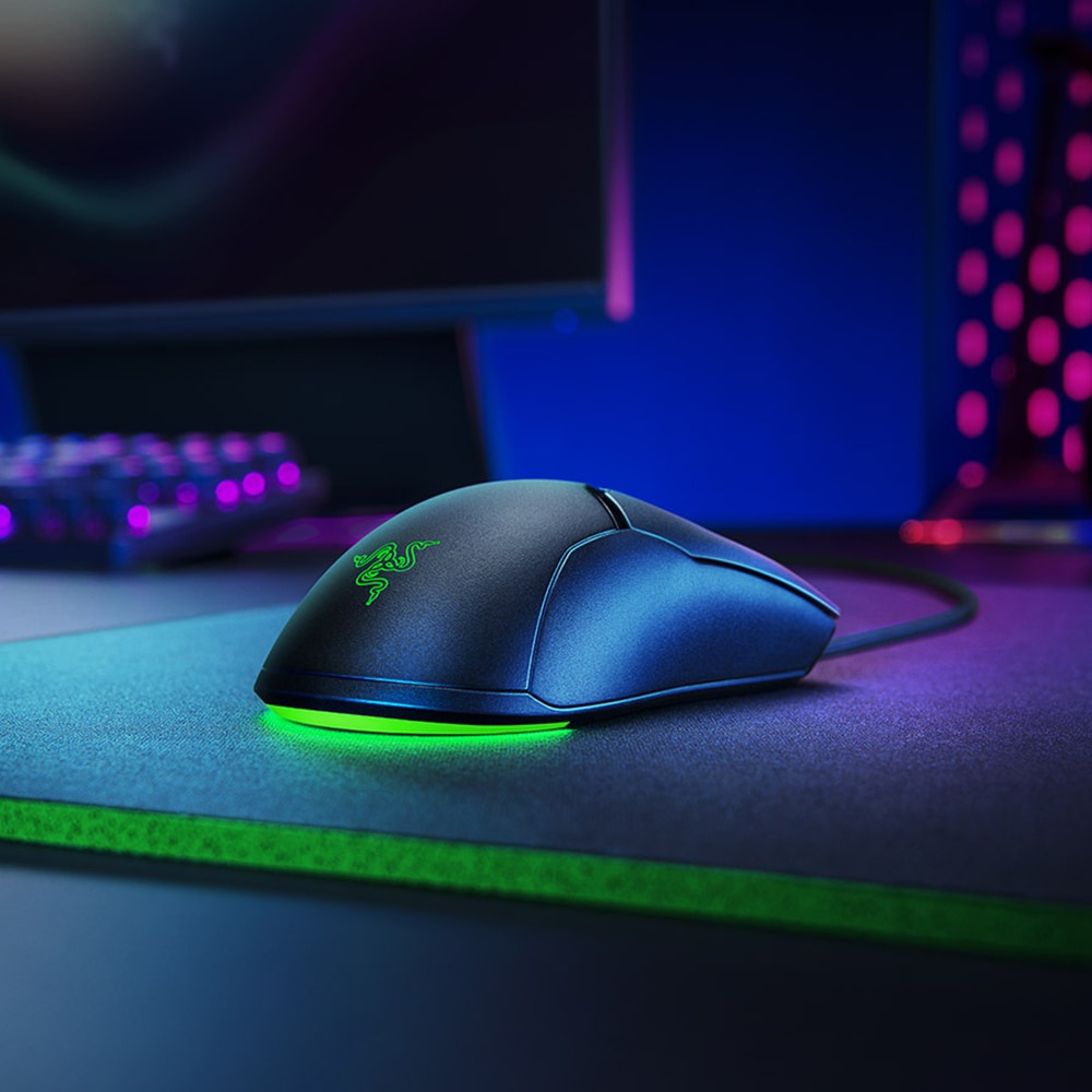 Razer Viper CHROMA Mouse Gaming Kabel 8500 DPI Dengan Lampu RGB Sensor Optail