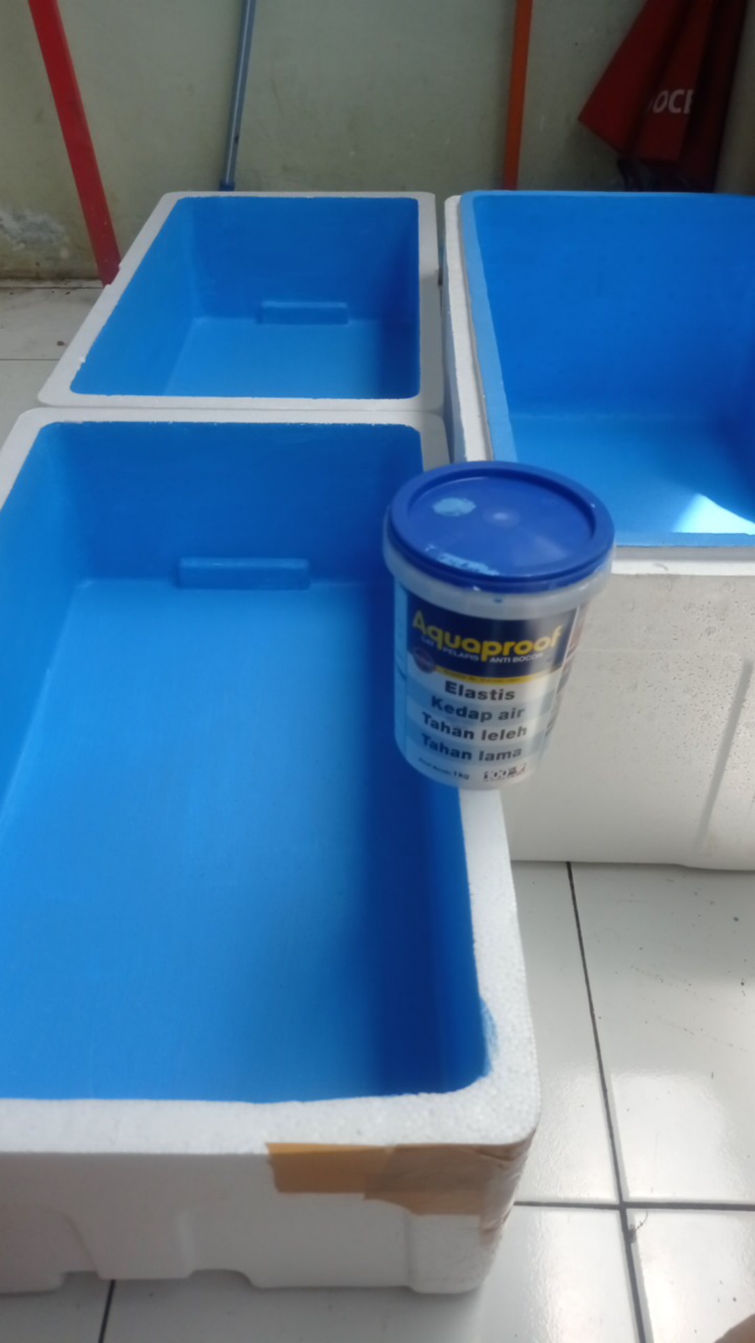 Cat Pelapis Anti Bocor Aquaproof 1 Kg