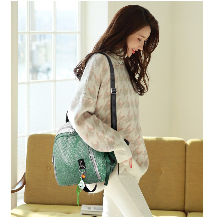 Tas Wanita Fashion Ransel Tas pundak Import tas siswa Trendy Korea Tas Selempang （Dengan liontin）