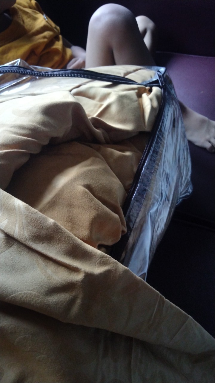 Bedcover Premium Polos Tinggi 30 Cm Vallery Quincy Edisi Warna Golden, Kuning, Coffee, Dan Abu Abu