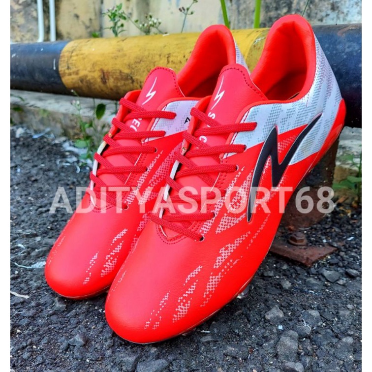 sepatu bola specs alpha out dor terbaru sepatu bola LEIGHTSPEED REBORN IN HITAM MERAH/HITAM GOLD( COD )-SPEC ALPA MERAH