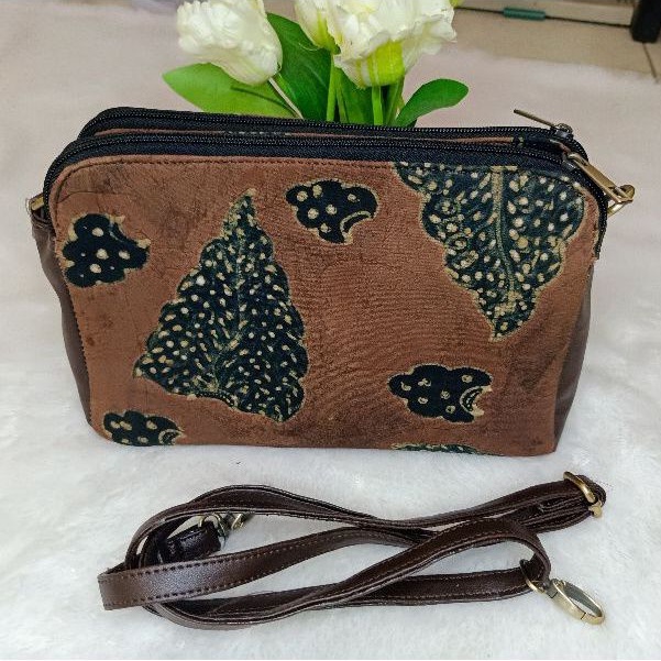 Sling Bag batik warna alam Pacitan