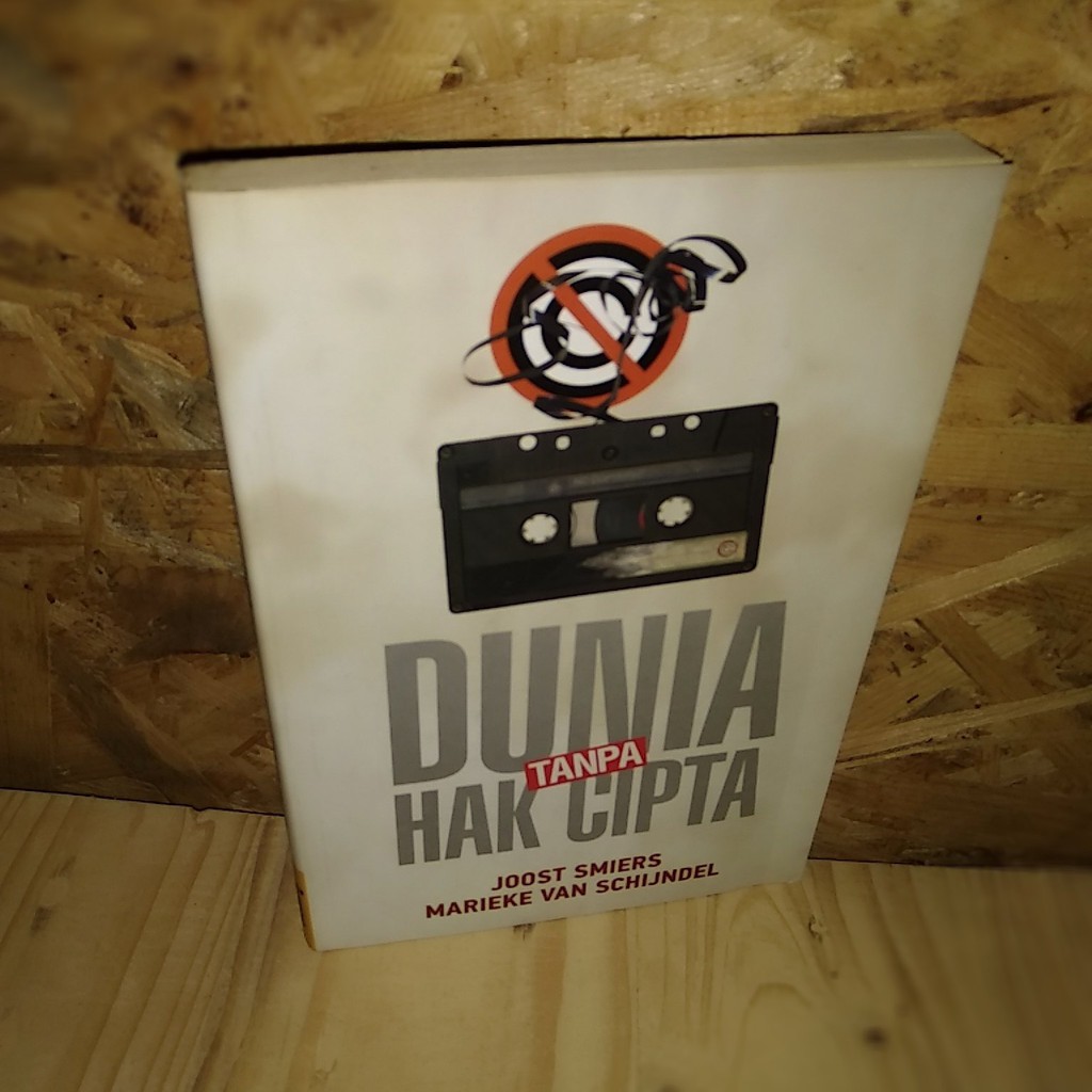 Dunia Tanpa Hak Cipta