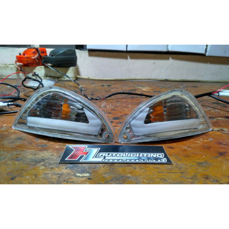 Custom sein belakang Vespa S / LX