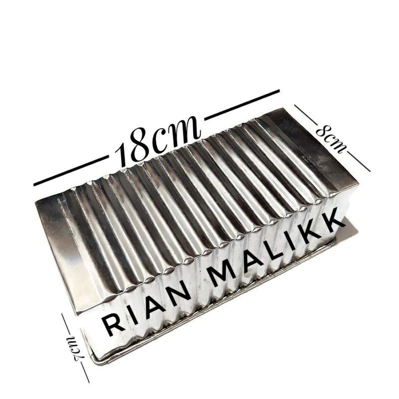 cetakan kue loyang roti rigi loyang brownies kukus ukuran 18x8x7cm bahan alumunium