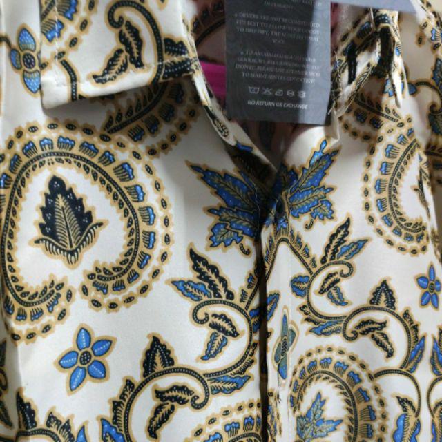 Flike Store - Kemeja Batik Tangan Panjang Motif Awan Peteng