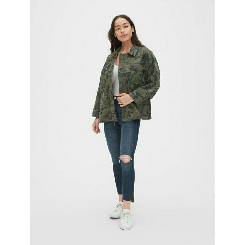 GAP JAKET WANITA OVERSIZED CAMO PRINT UTILITY JACKET Original Branded